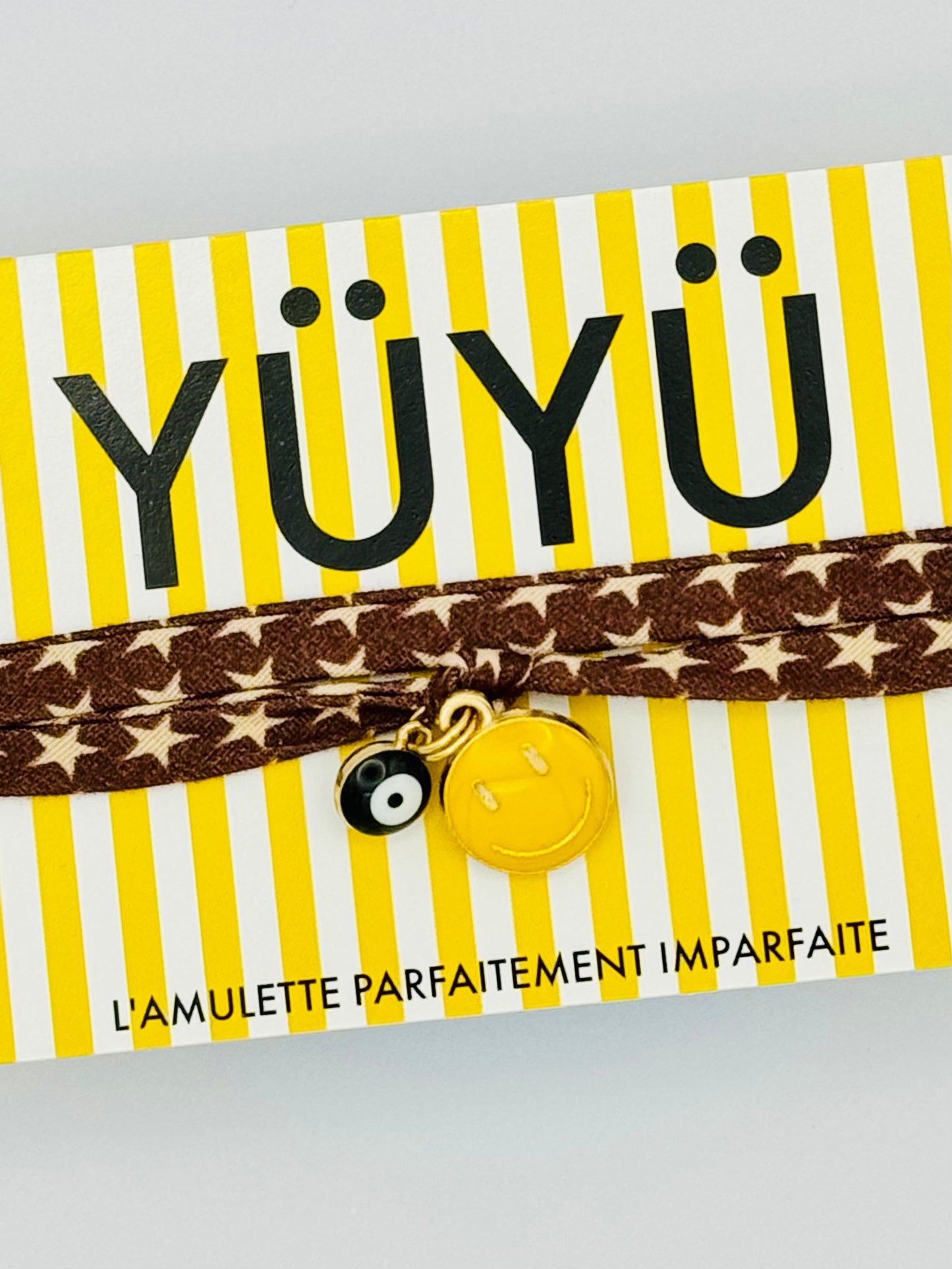 Amulette YÜYÜ - lien étoiles, smiley jaune & oeil turc noir