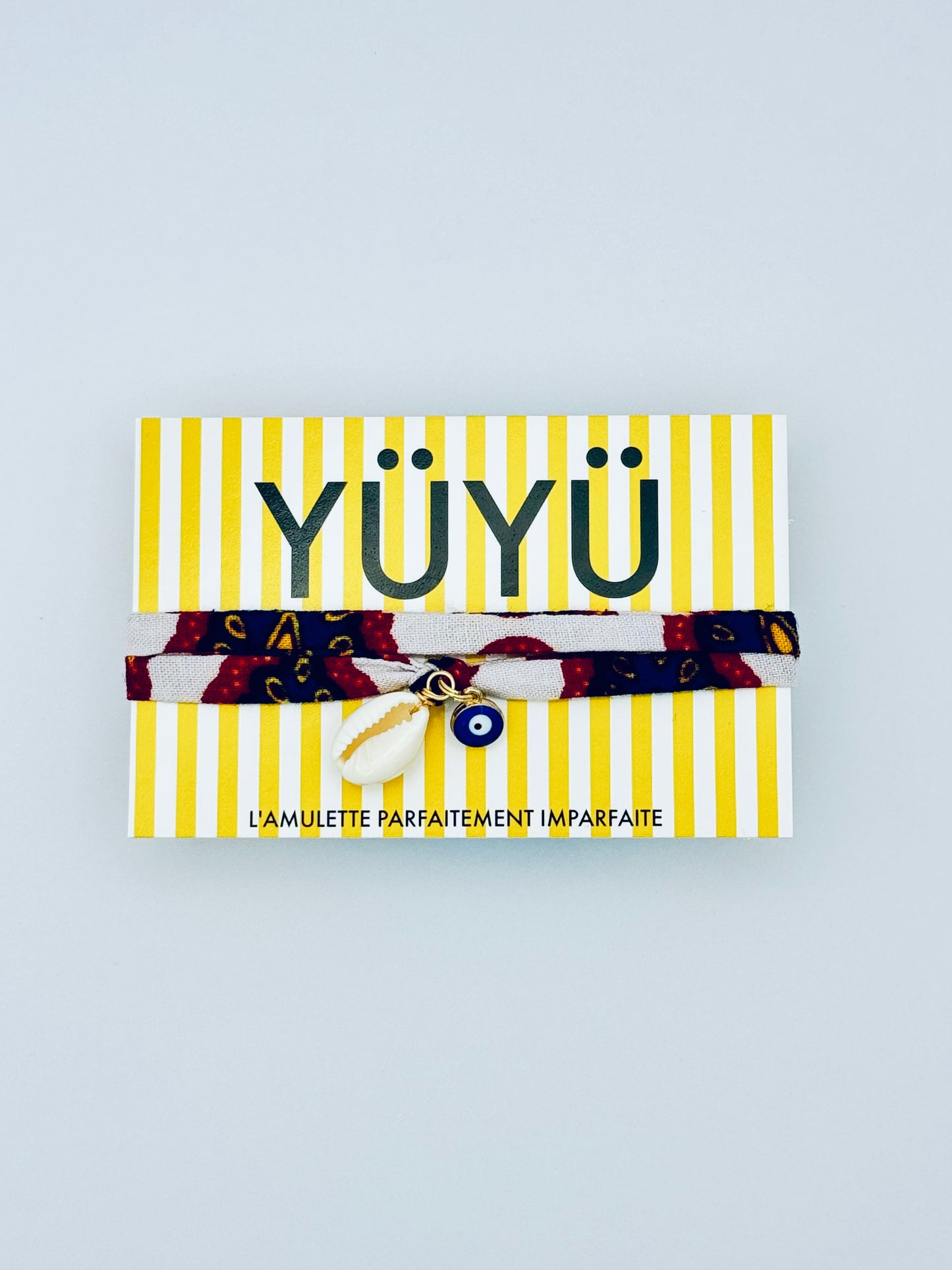 Amulette YÜYÜ - lien en wax, cauri naturel & oeil turc